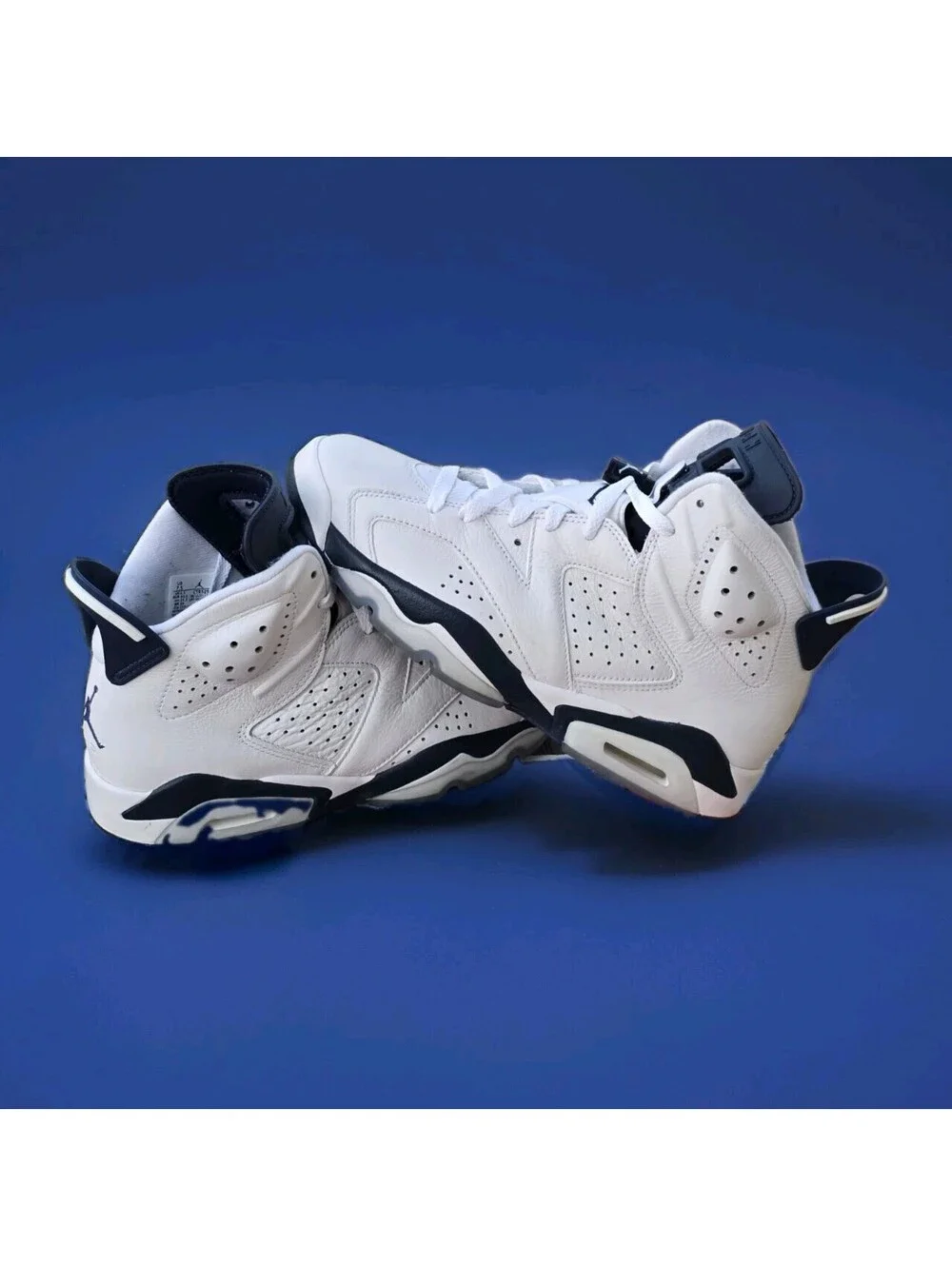 Size 7.5m - Jordan 6 Retro Midnight Navy